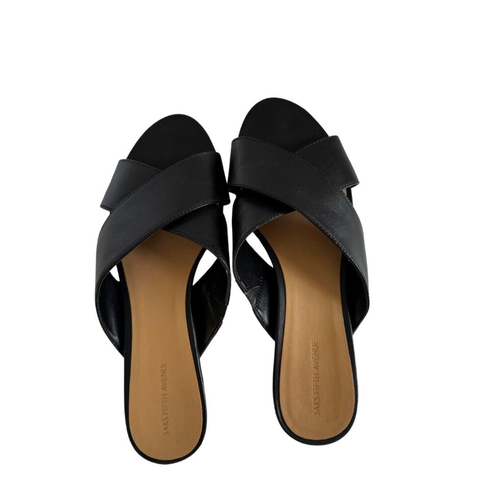 Saks Fifth Avenue Women's Flat Crisscross Leather Sandals Size 9 - Picture 3 of 5